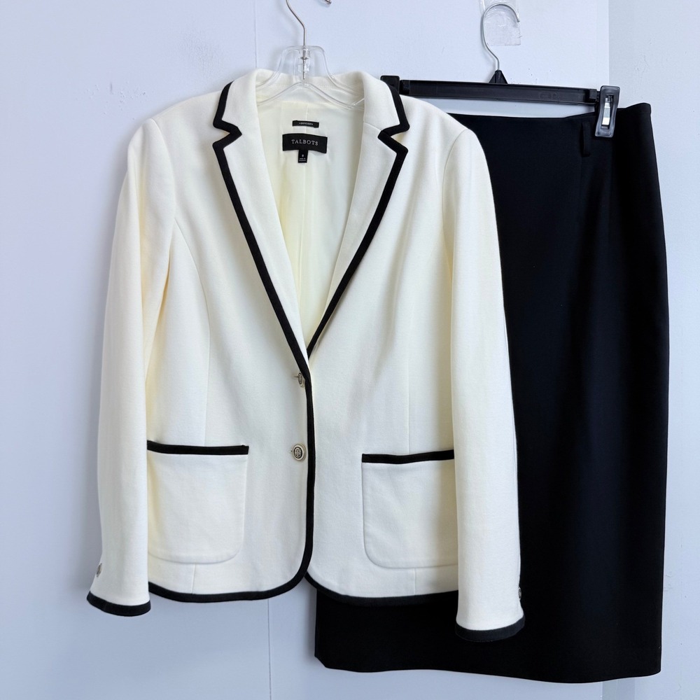 Talbots Aberdeen Ivory Black Trim Blazer & Skirt Set Size 8/10 Crested Buttons
